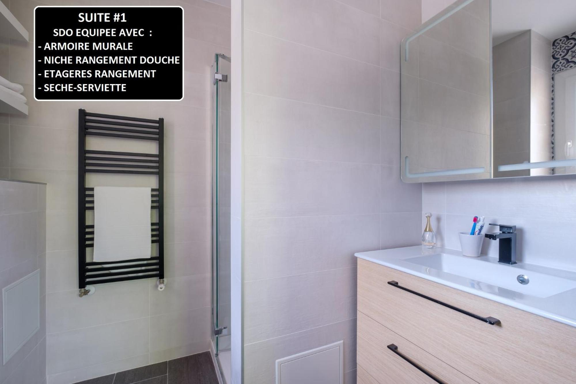 Appart 3 Suites-Chaque Suite Avec Sdo Wc Privatifs - Cuisine Commune Tassin-la-Demi-Lune Εξωτερικό φωτογραφία